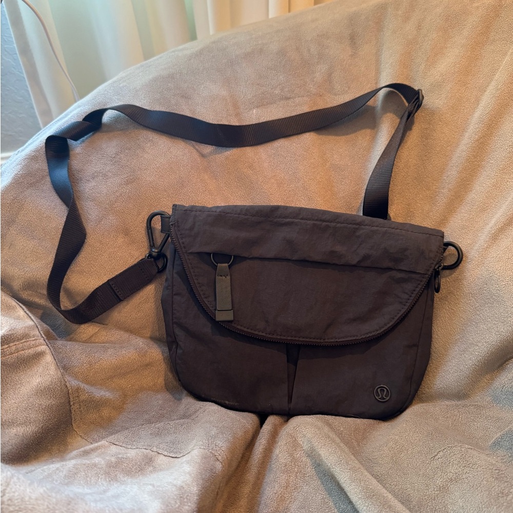 lululemon Black Messenger Bag